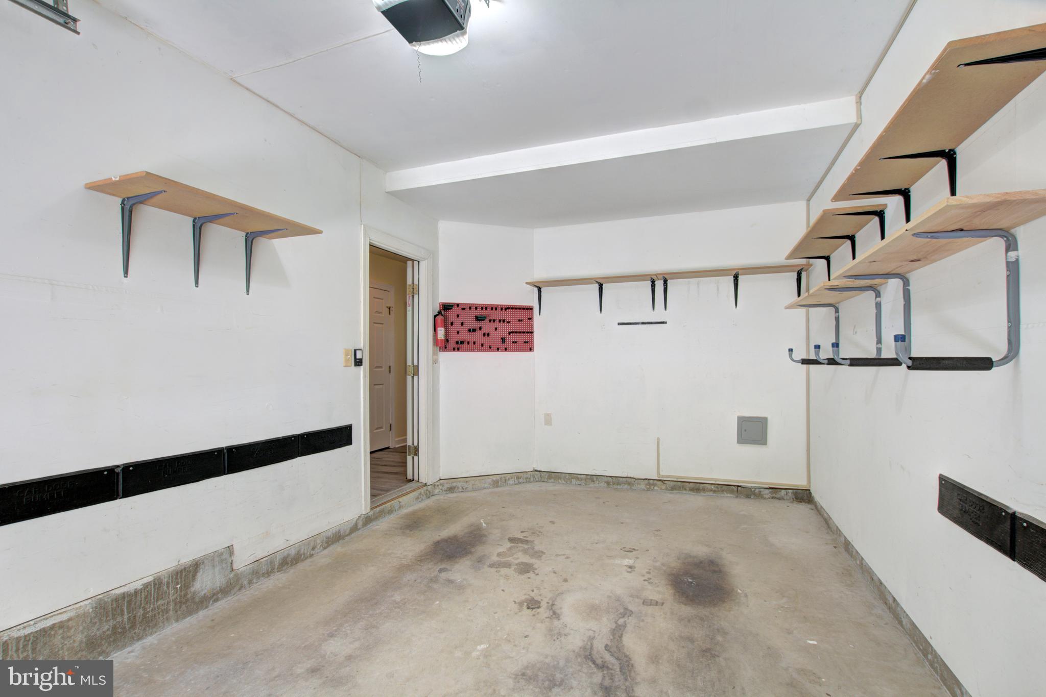 6331 Simmer Circle Springfield, VA 22150 - Photo 34 of 41 Garage