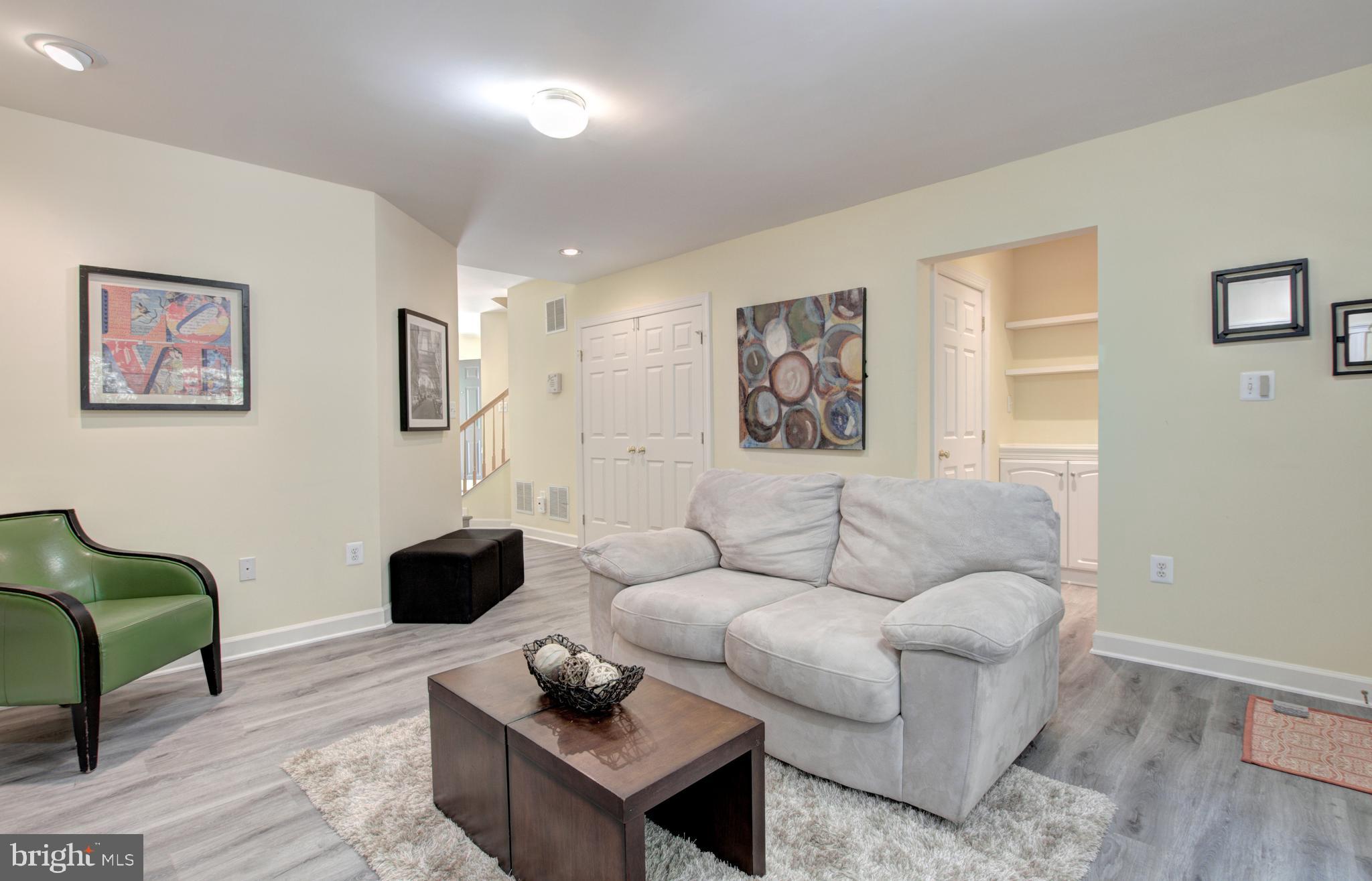 6331 Simmer Circle Springfield, VA 22150 - Photo 6 of 41 Entry Level makes a great home office