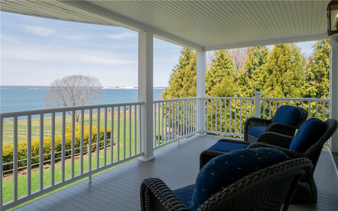 1235 North Main Road Jamestown, RI 02835 - Photo 27 of 40