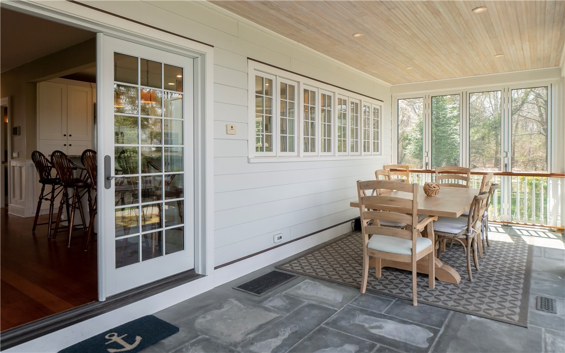 1235 North Main Road Jamestown, RI 02835 - Photo 6 of 40