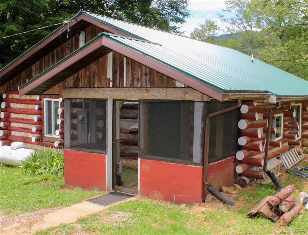 4667 East Fork Road Marshall, NC 28753 - Photo 13 of 19 Gallery Image 13