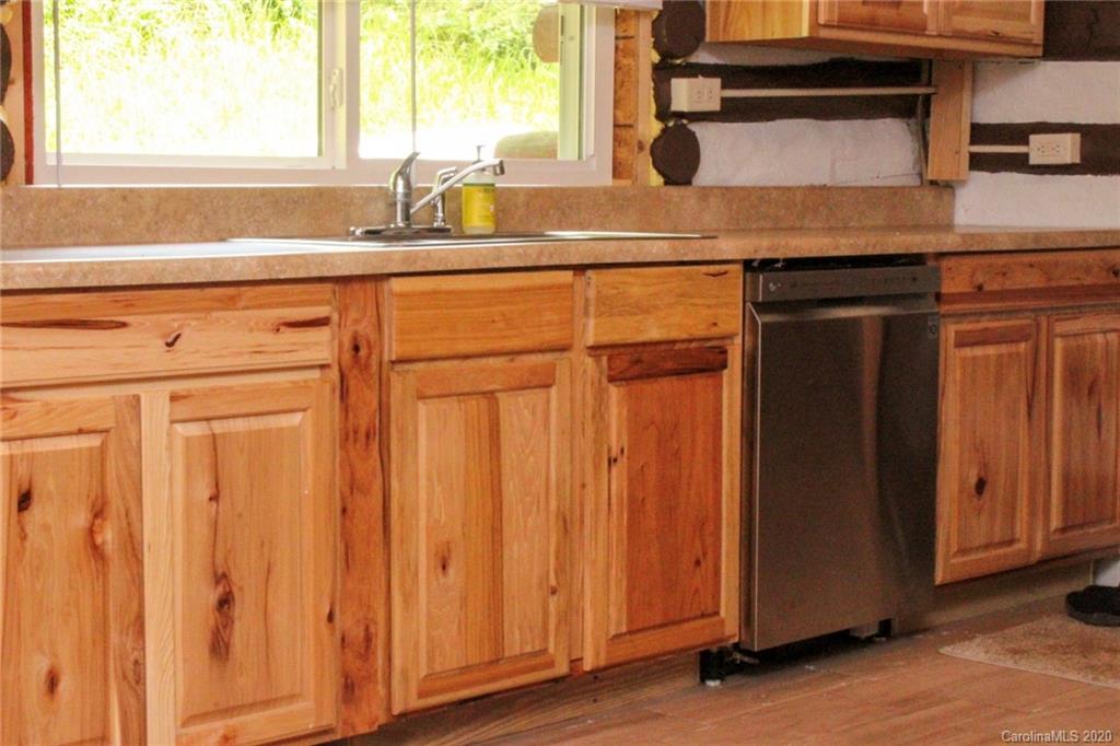 4667 East Fork Road Marshall, NC 28753 - Photo 6 of 19 Gallery Image 6