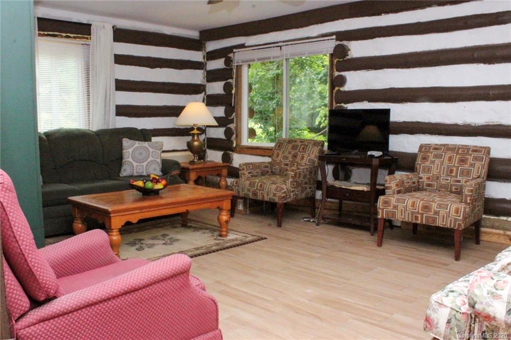 4667 East Fork Road Marshall, NC 28753 - Photo 8 of 19 Gallery Image 8
