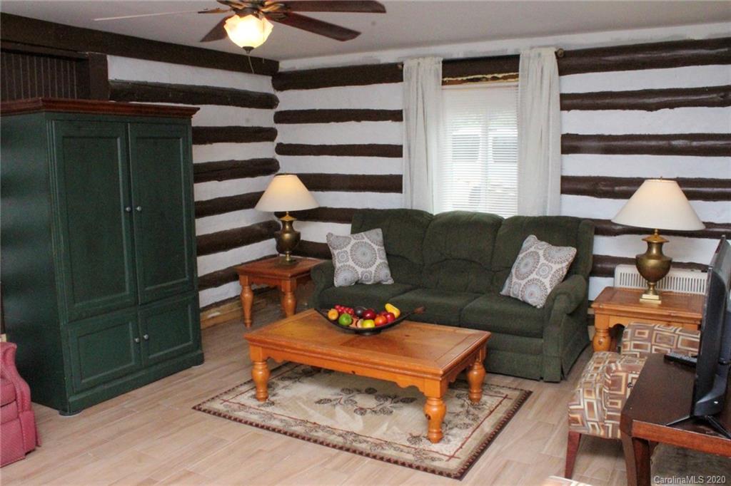 4667 East Fork Road Marshall, NC 28753 - Photo 10 of 19 Gallery Image 10