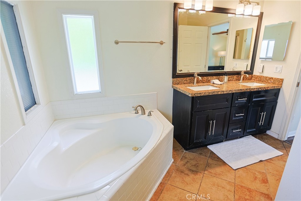 23301 Ridge Rte Drive, Unit 207 Laguna Hills, CA 92653 - Photo 27 of 39