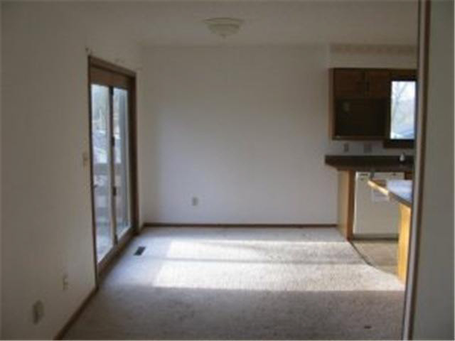 811 34 Court Rochester, MN 55901 - Photo 3 of 12