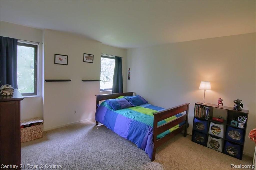 569 Victoria Court Rochester Hills, MI 48307 - Photo 20 of 31