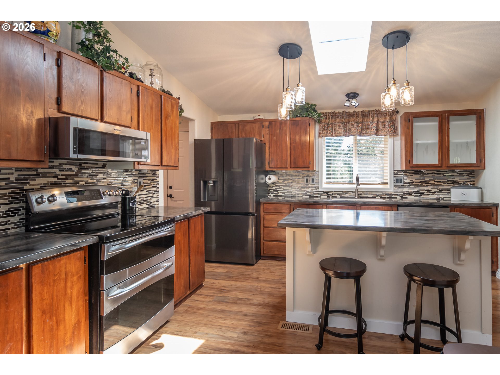 600 Becker Road Roseburg, OR 97471 - Photo 12 of 48