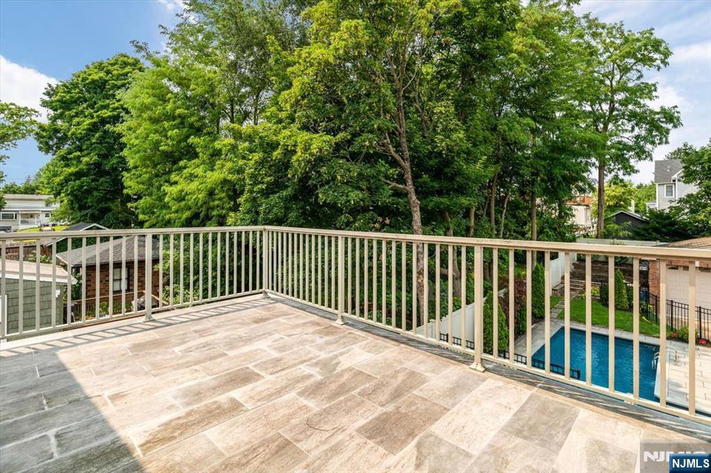 128 Montross Avenue Rutherford, NJ 07070 - Photo 26 of 47