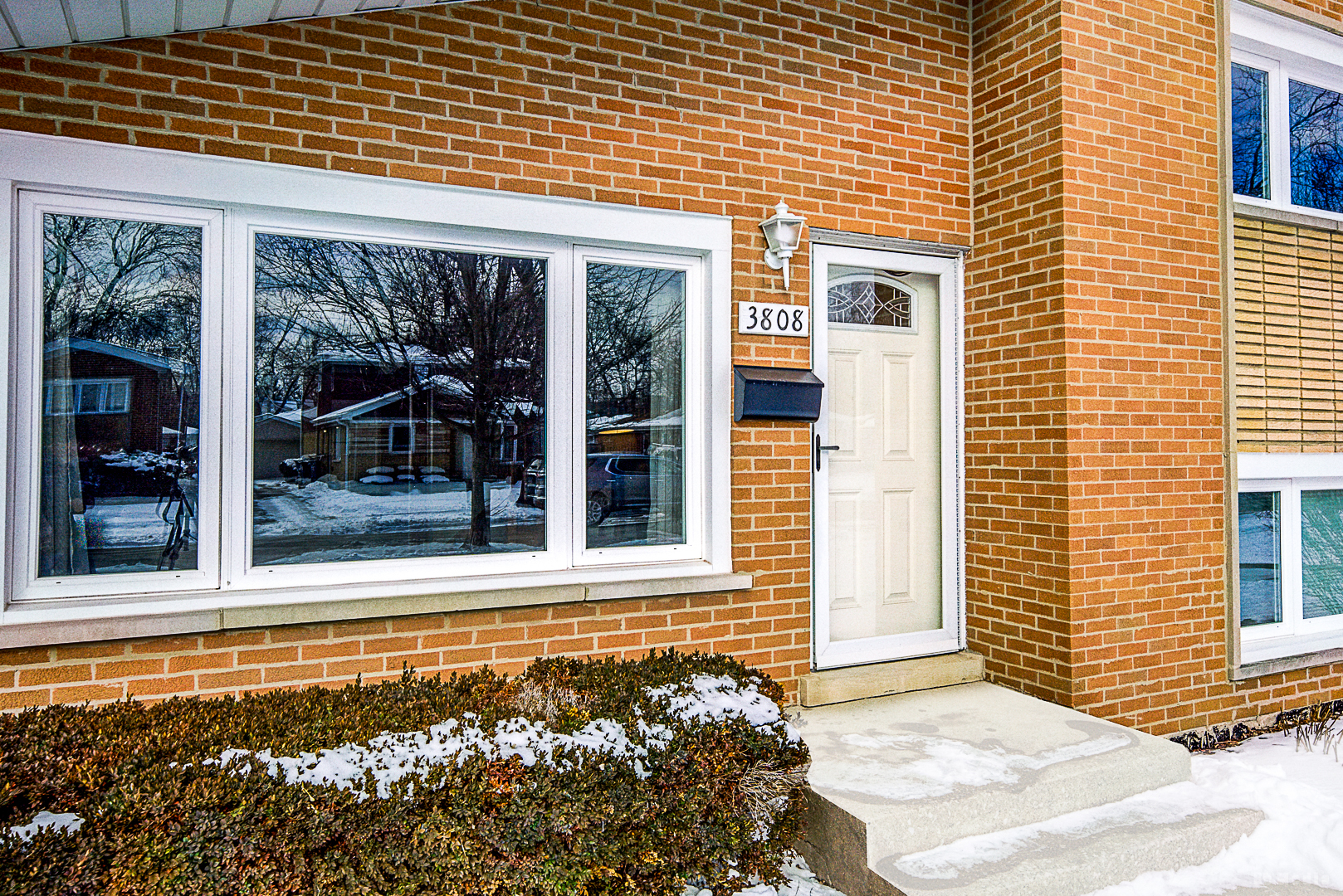 3808 153rd Place Midlothian, IL 60445 - Photo 2 of 22