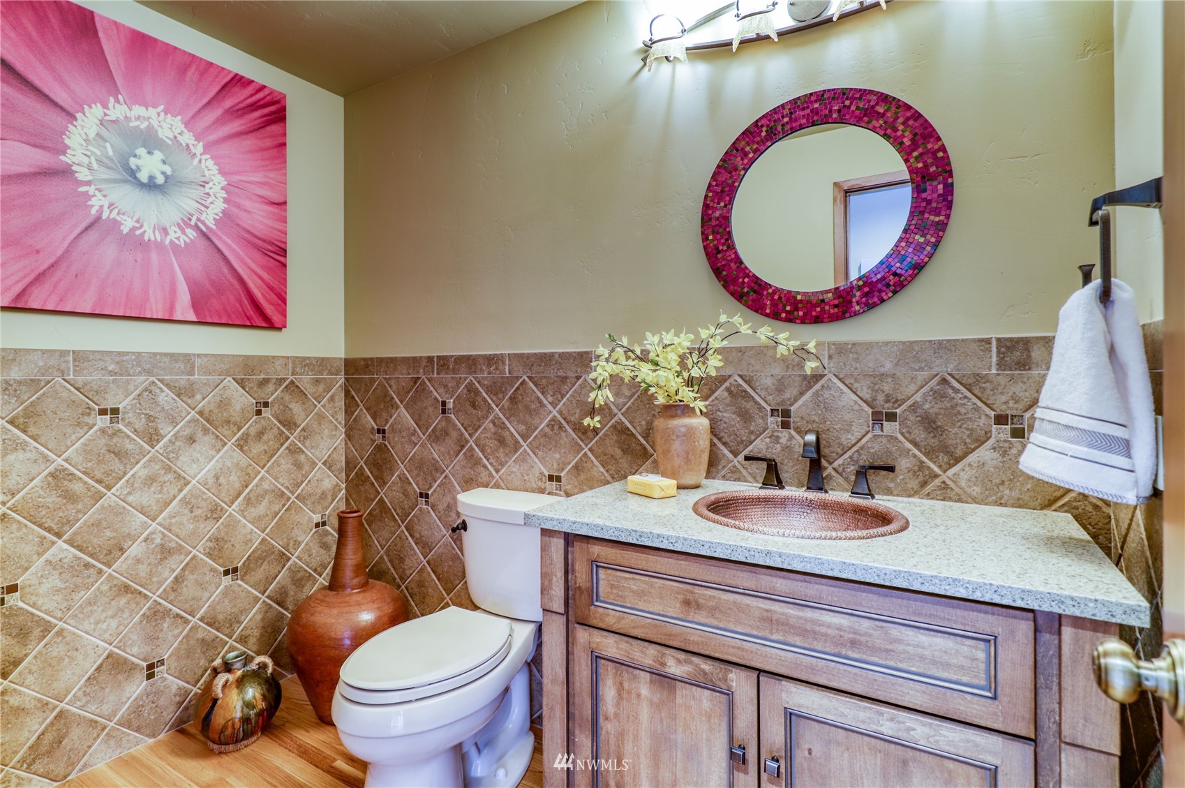 15790 Virginia Loop Road Northeast Poulsbo, WA 98370 - Photo 20 of 40 Gallery Image 20
