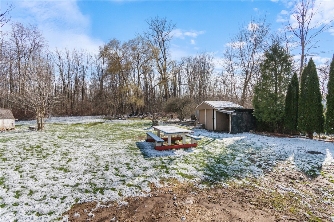 4024 Ridgeway Street Williamson, NY 14589 - Photo 5 of 28 Plenty of heard space here too!