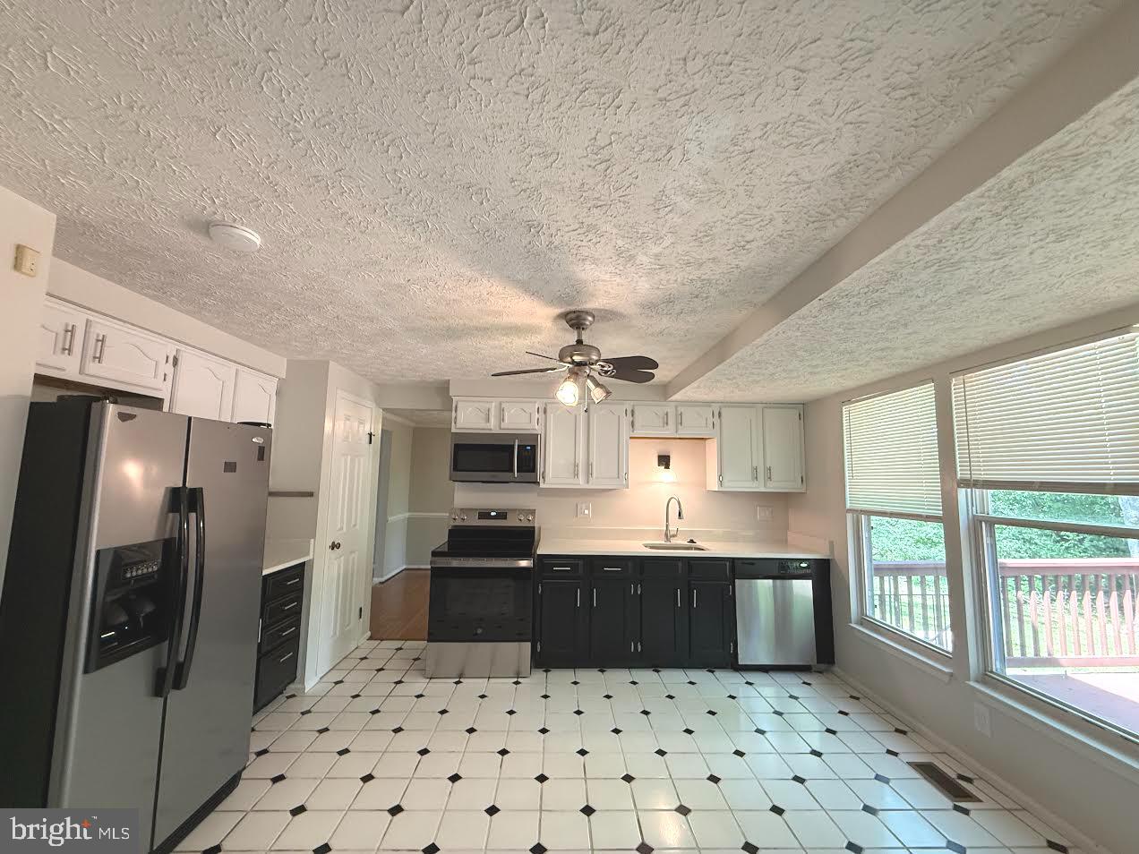 14931 Windmill Terrace Silver Spring, MD 20905 - Photo 5 of 27