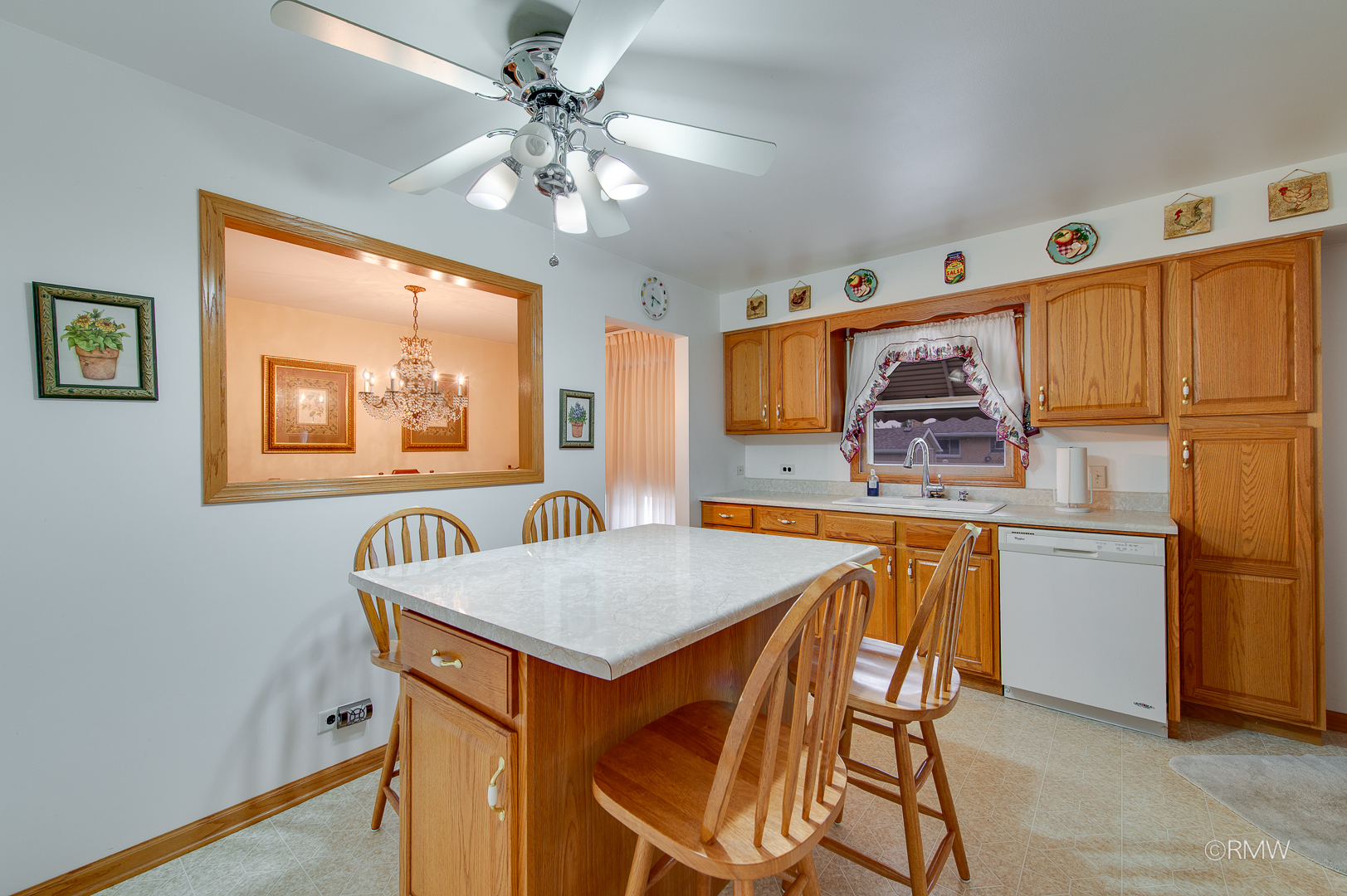 227 North Mill Road Wood Dale, IL 60191 - Photo 7 of 28 Gallery Image 7