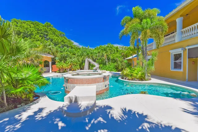 $5,200,000 | 8073 South Indian River Drive, Fort Pierce, FL 34982