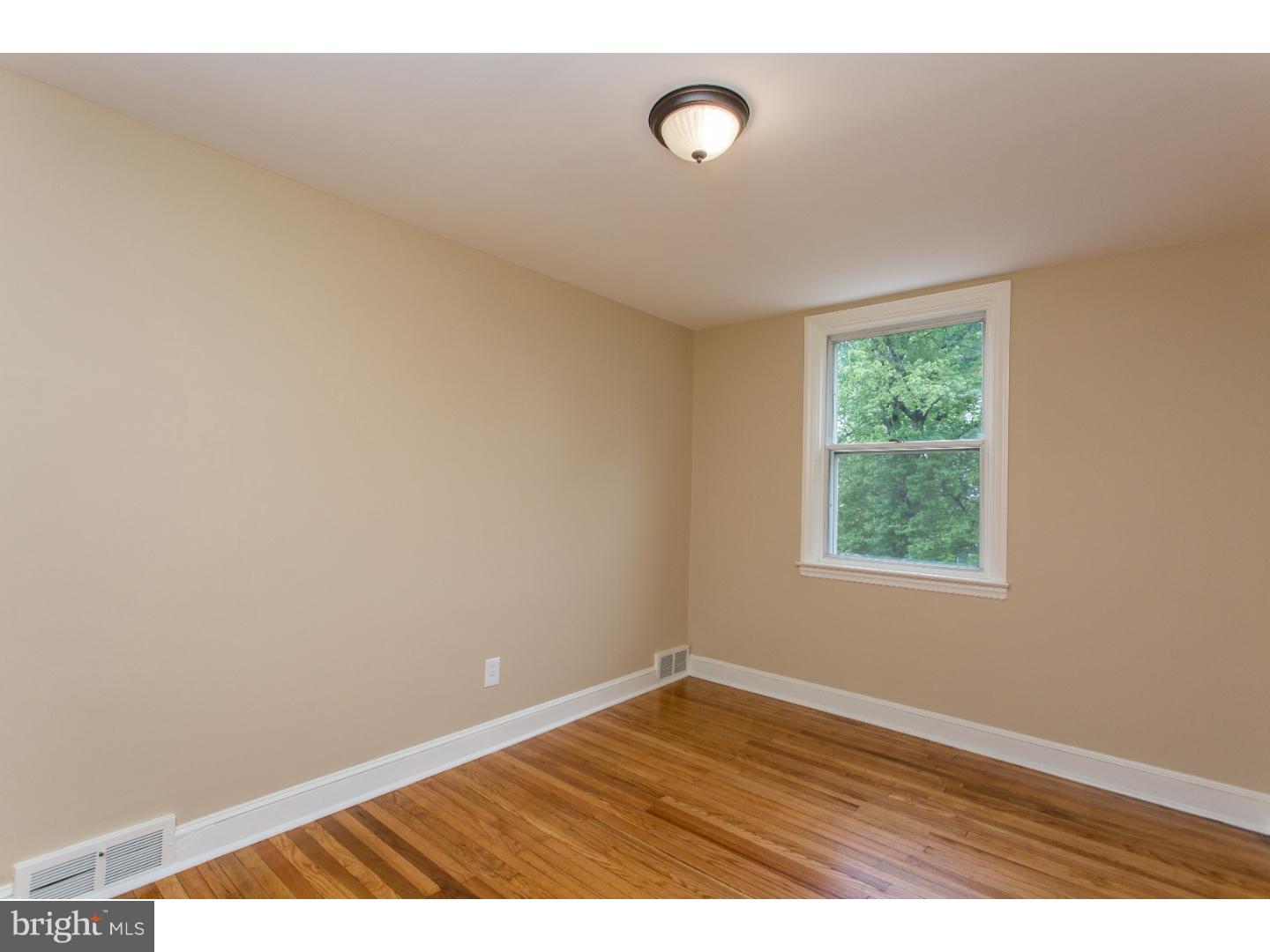 5205 North Springfield Road Clifton Heights, PA 19018 - Photo 11 of 14