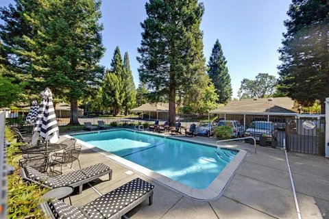 $510,000 | 339 West Thomson Avenue, Sonoma, CA 95476