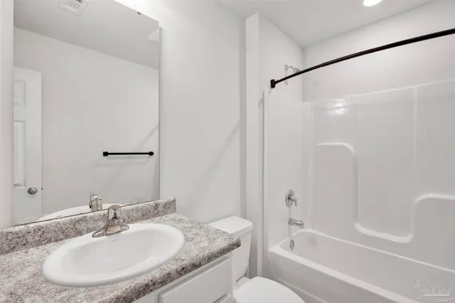 $2,150 | 4366 Winged Elm Court, Pace, FL 32571