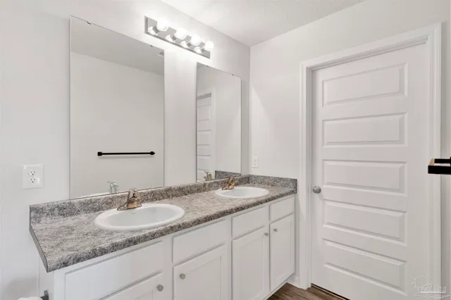 $2,150 | 4366 Winged Elm Court, Pace, FL 32571