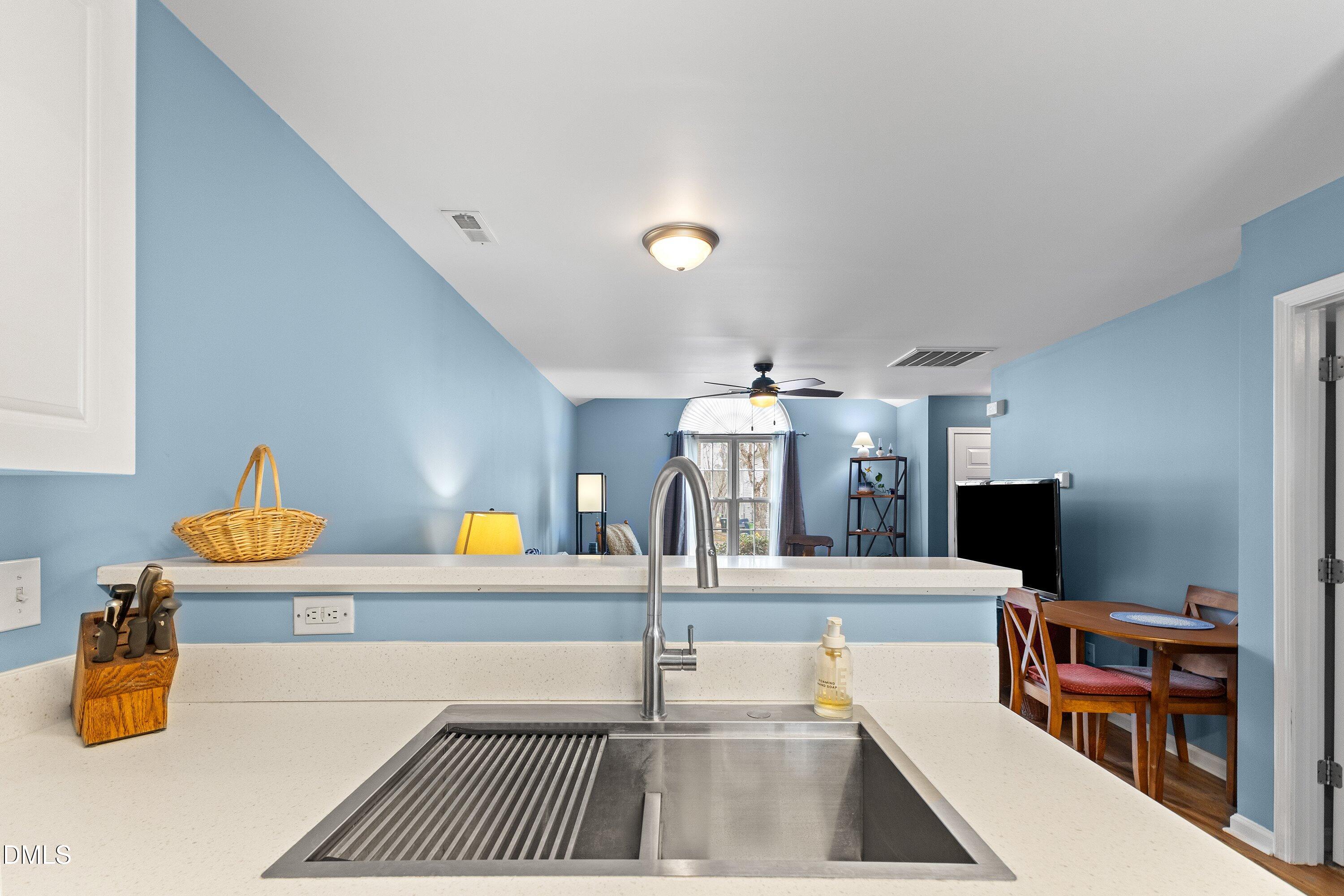 2331 Whistling Straits Way Raleigh, NC 27604 - Photo 13 of 26 16-2331 Whistling Straits Way_6418