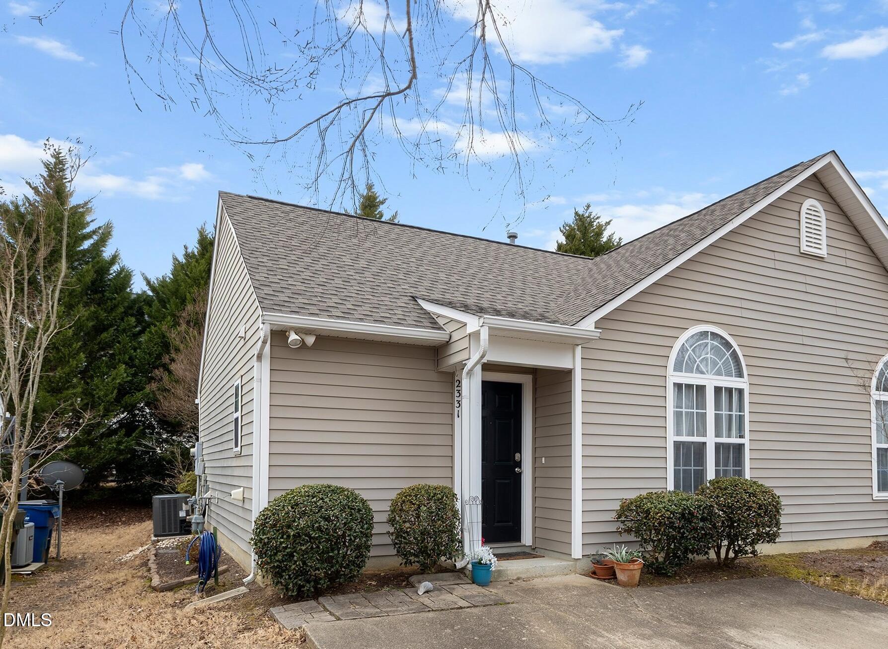 2331 Whistling Straits Way Raleigh, NC 27604 - Photo 2 of 26 03-2331 Whistling Straits Way_6348