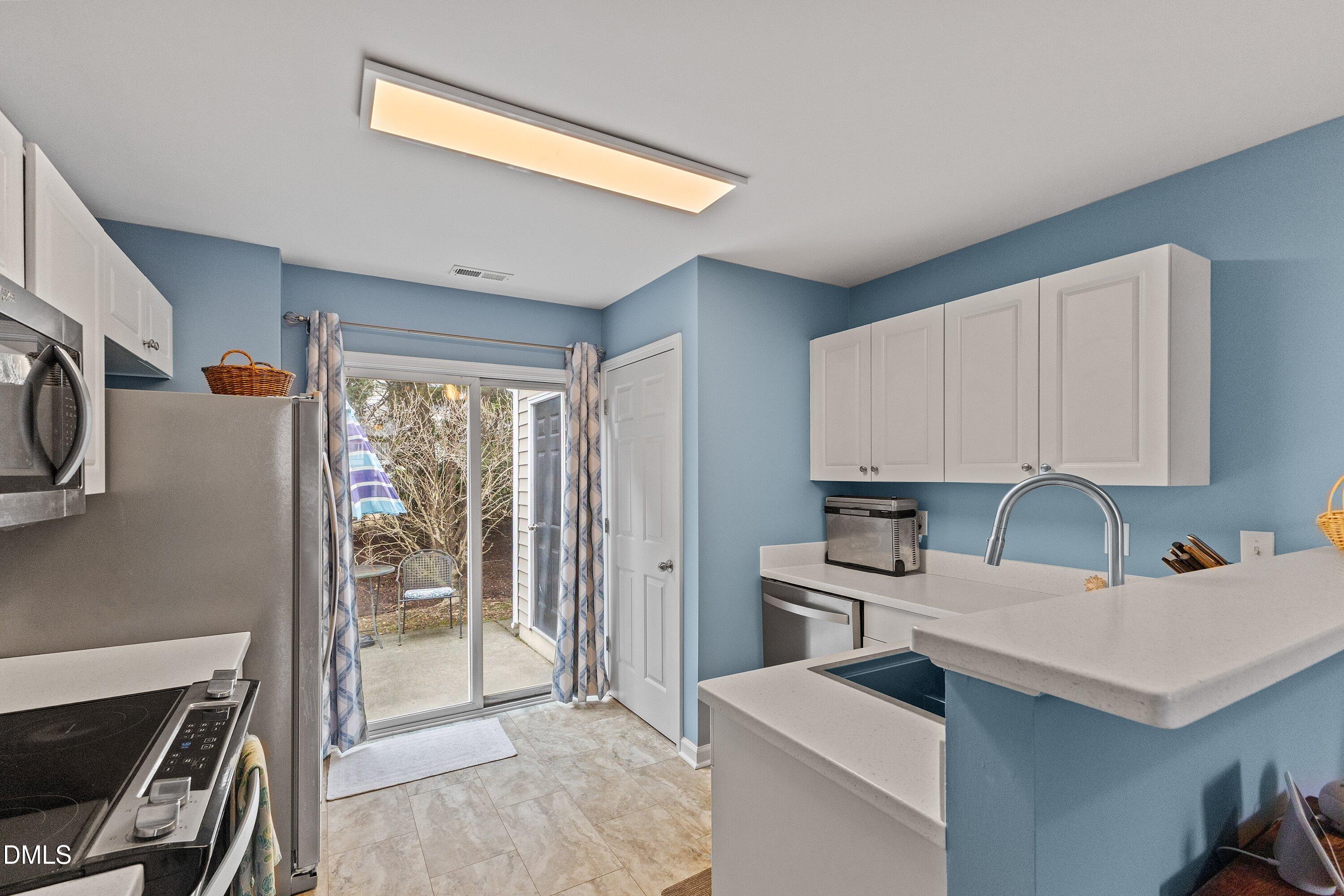 2331 Whistling Straits Way Raleigh, NC 27604 - Photo 9 of 26 12-2331 Whistling Straits Way_6393