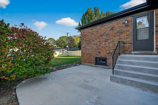 $699,900 | 1237 North Ridge Avenue, Arlington Heights, IL 60004