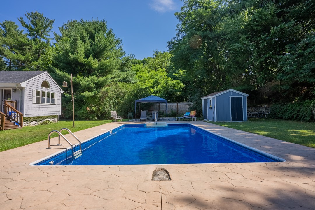 24 Tifft Road North Smithfield, RI 02896 - Photo 13 of 18