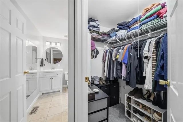 $364,900 | 207 Cricketwood Court, Cranberry Township, PA 16066