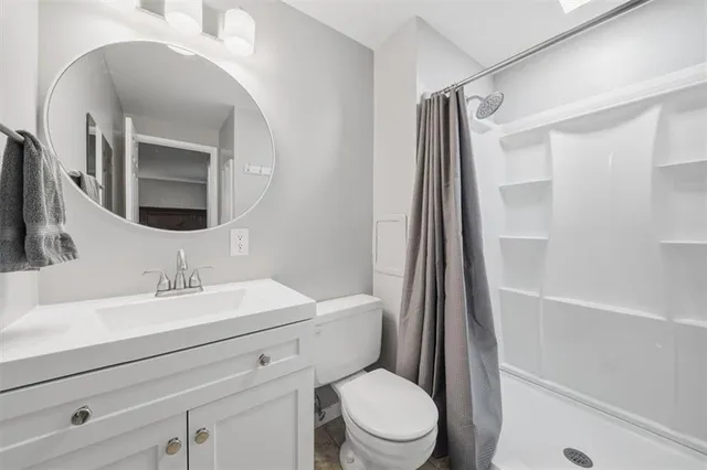 $364,900 | 207 Cricketwood Court, Cranberry Township, PA 16066