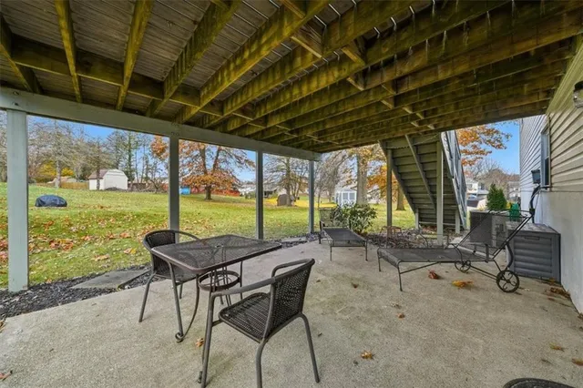 $364,900 | 207 Cricketwood Court, Cranberry Township, PA 16066