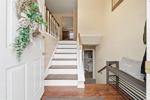 $364,900 | 207 Cricketwood Court, Cranberry Township, PA 16066