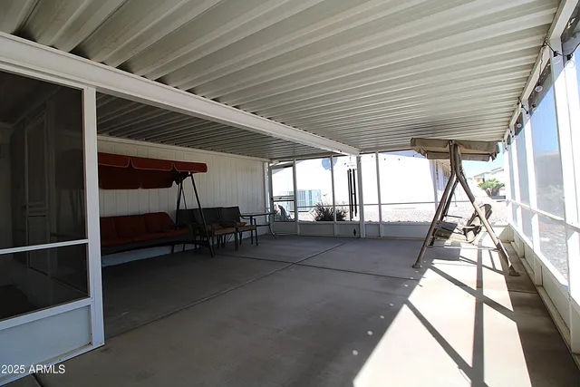 a view of livingroom with furniture