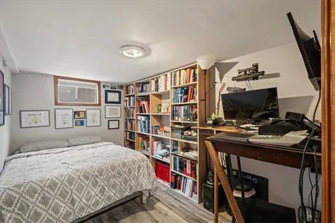 $344,000 | 310 Southeast Shamrock Lane, Blue Springs, MO 64014