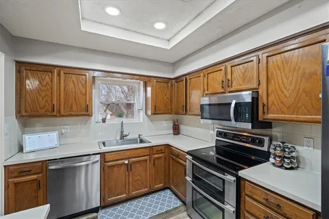 $344,000 | 310 Southeast Shamrock Lane, Blue Springs, MO 64014