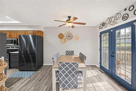 $344,000 | 310 Southeast Shamrock Lane, Blue Springs, MO 64014