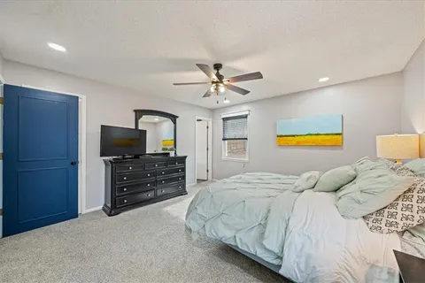 $395,000 | 310 Southeast Shamrock Lane, Blue Springs, MO 64014