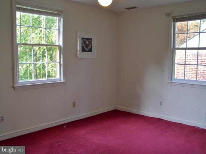 3002 Collins Avenue Silver Spring, MD 20902 - Photo 16 of 19 Bedroom