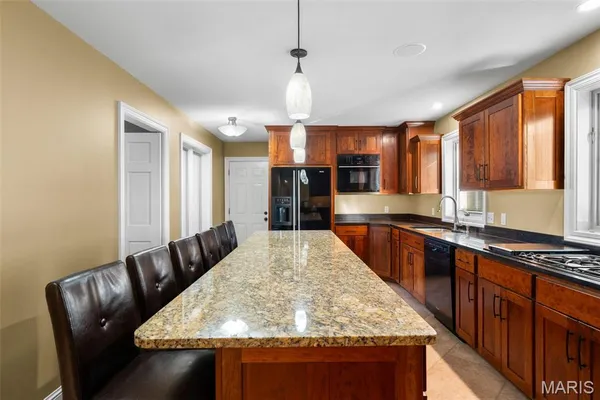 $1,025,000 | 6414 Country Club Road, Washington, MO 63090