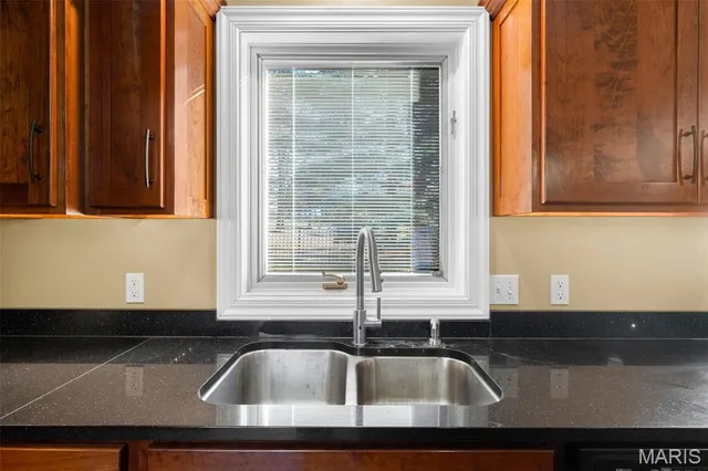 $1,025,000 | 6414 Country Club Road, Washington, MO 63090