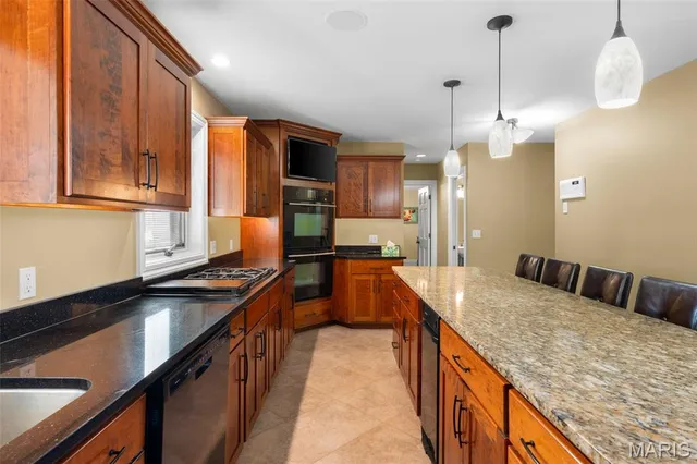 $1,025,000 | 6414 Country Club Road, Washington, MO 63090