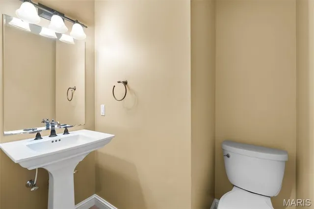 $1,025,000 | 6414 Country Club Road, Washington, MO 63090