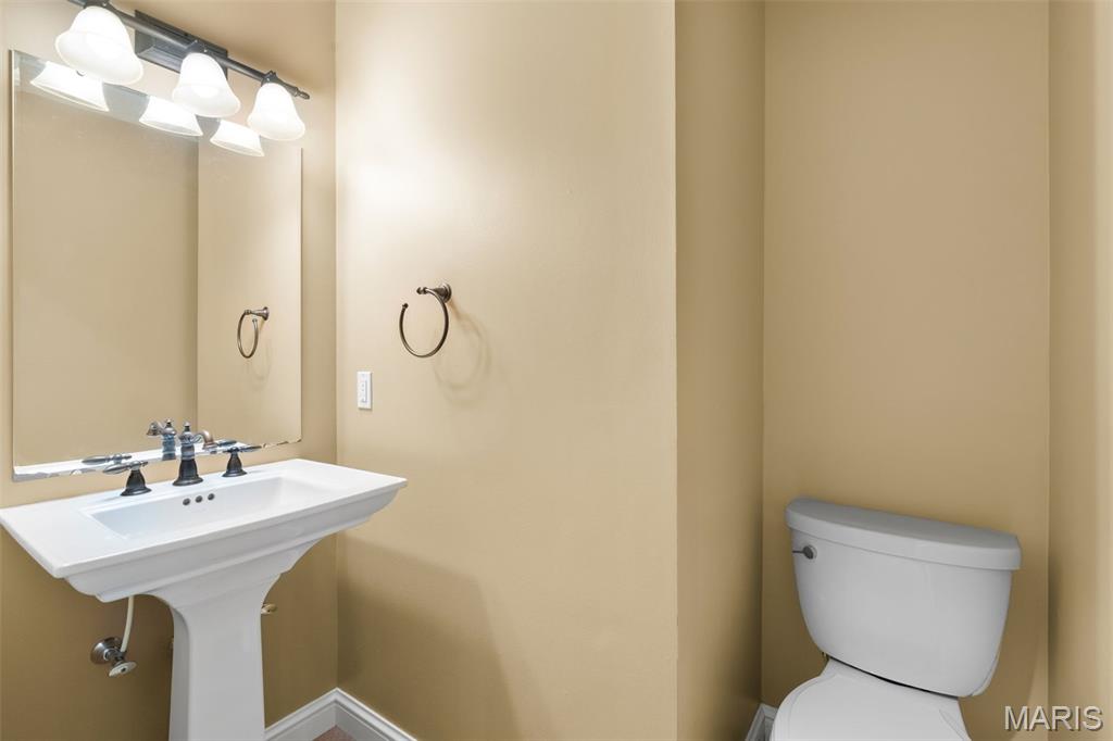 6414 Country Club Road Washington, MO 63090 - Photo 19 of 69