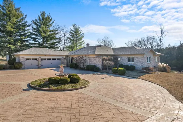 $1,025,000 | 6414 Country Club Road, Washington, MO 63090