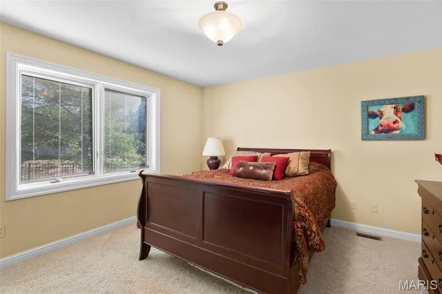 $1,025,000 | 6414 Country Club Road, Washington, MO 63090