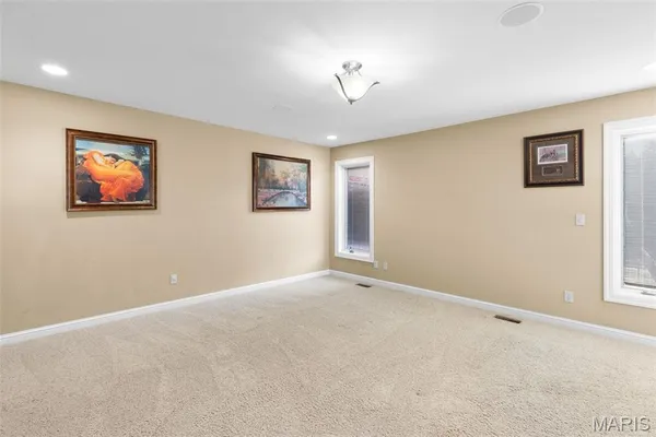 $1,025,000 | 6414 Country Club Road, Washington, MO 63090