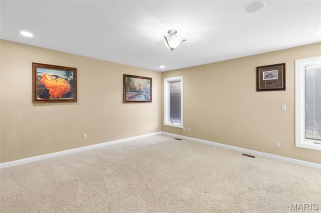 $1,025,000 | 6414 Country Club Road, Washington, MO 63090