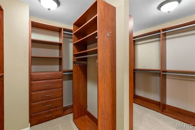 $1,025,000 | 6414 Country Club Road, Washington, MO 63090