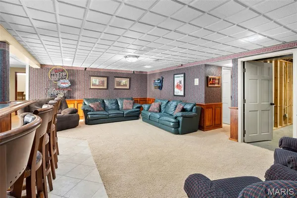 $1,025,000 | 6414 Country Club Road, Washington, MO 63090