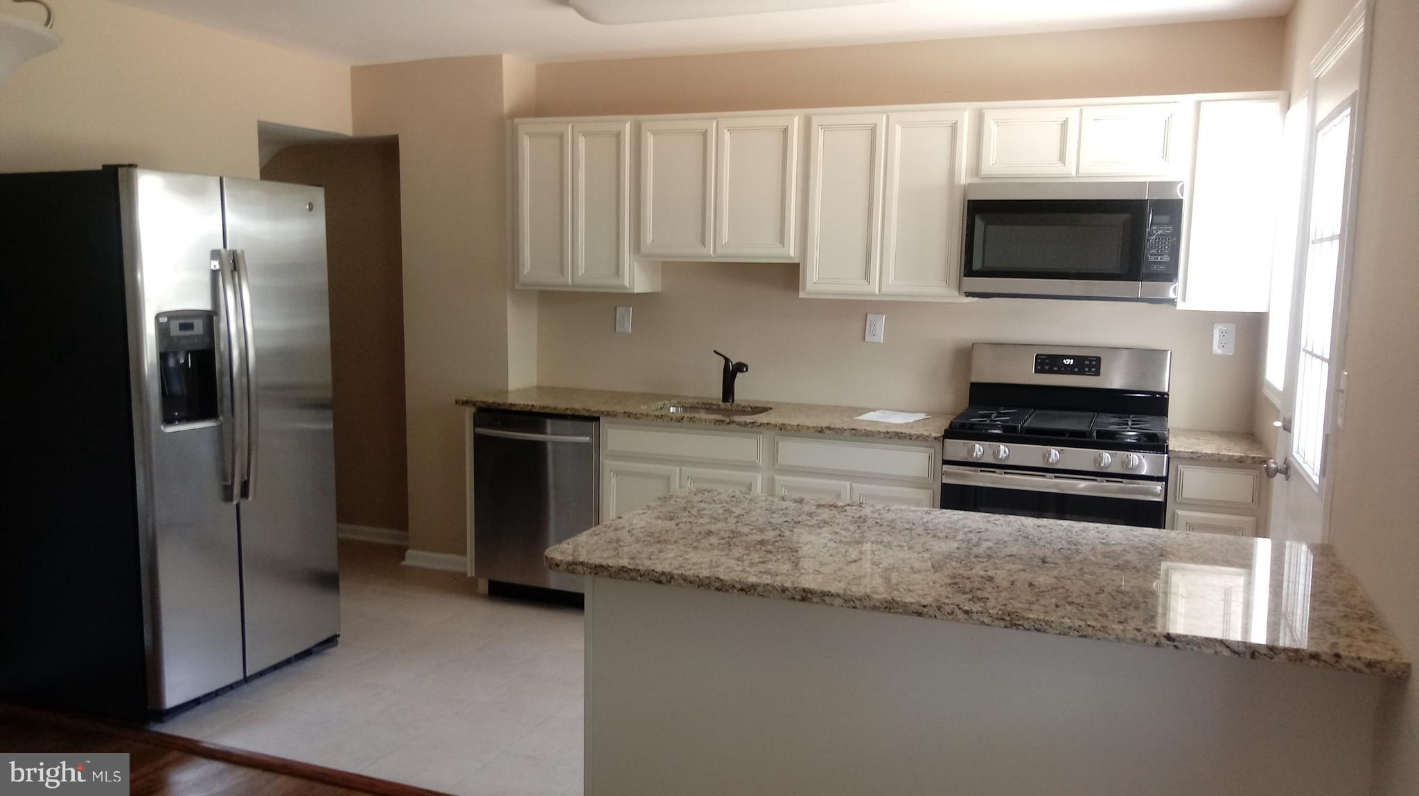 1716 Red Oak Road Baltimore, MD 21234 - Photo 3 of 12 Kitchen